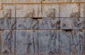 Sur les traces des anciens rois : Persépolis et Pasargades, héritages de la Perse antique